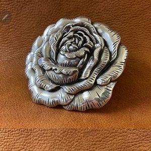 New rose Belt Buckle approximately 3.5"